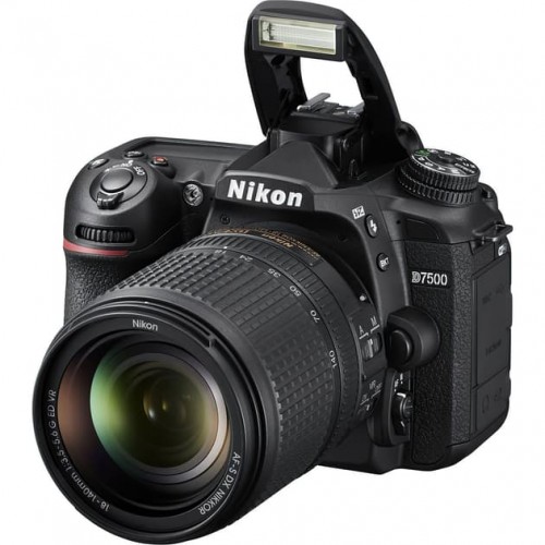Fotoaparat Nikon D7500 + AF-S DX NIKKOR 18-140 VR (VBA510K002)